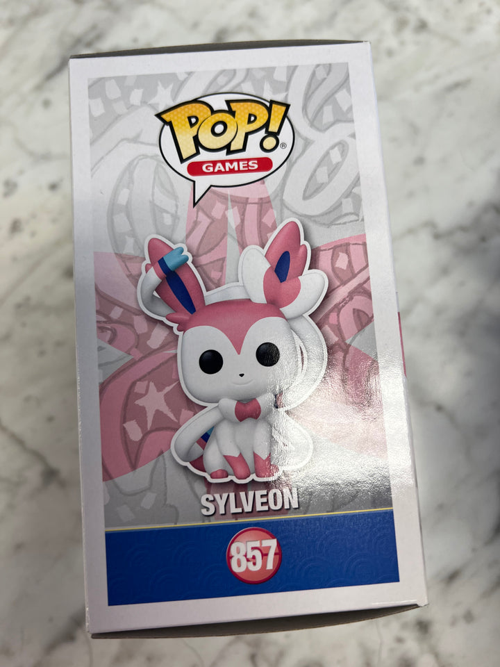 Funko Pop! Games Sylveon #857 Pokemon FP5525