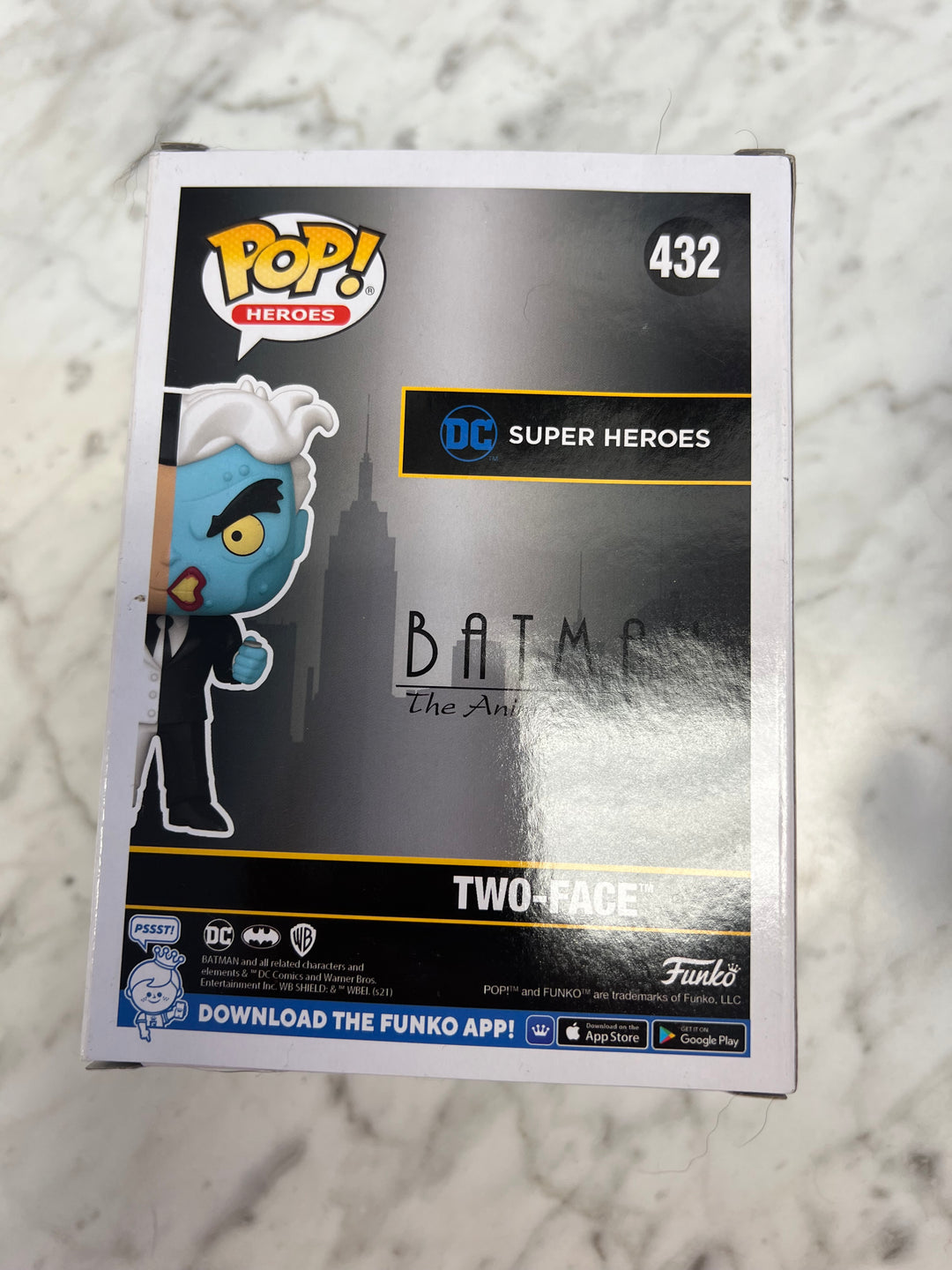 Funko Pop! Heroes Two-Face L.A. Comic Con Exclusive Batman Animated #432 Funko Pop! Heroes Two-Face L.A. Comic Con Exclusive Batman Animated #432
