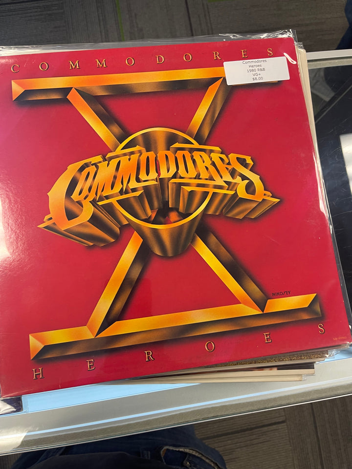 Commodores - Heroes (VG+) Condition Vinyl Record  UR91125