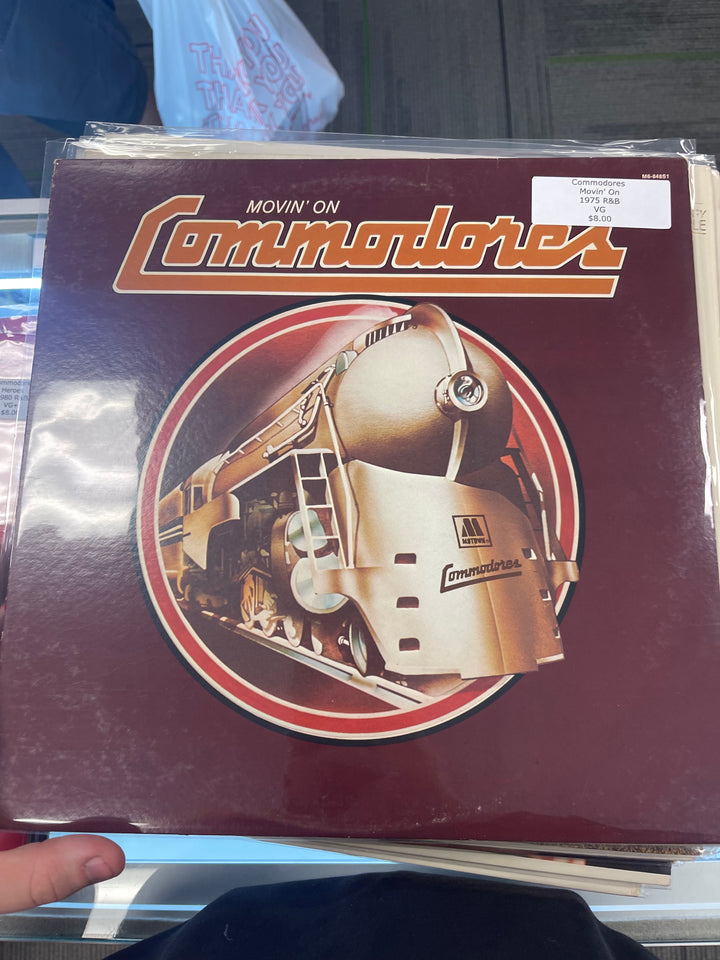 Commodores - Movin' On (VG) Condition Vinyl Record  UR91125
