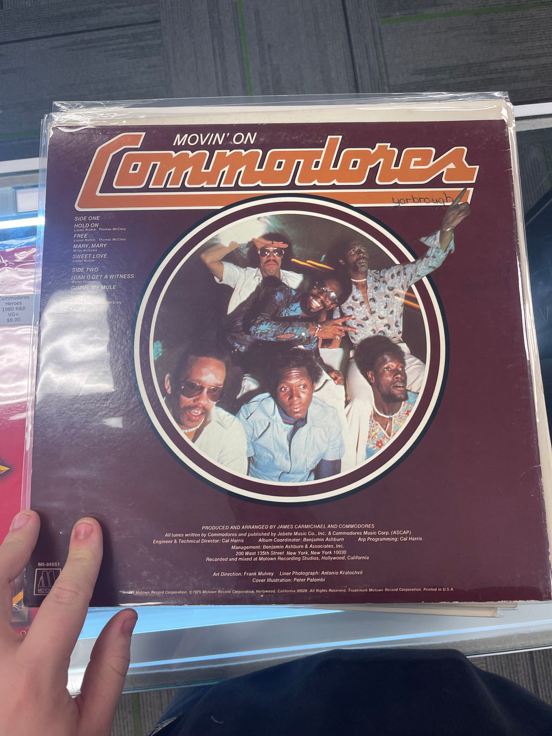 Commodores - Movin' On (VG) Condition Vinyl Record  UR91125