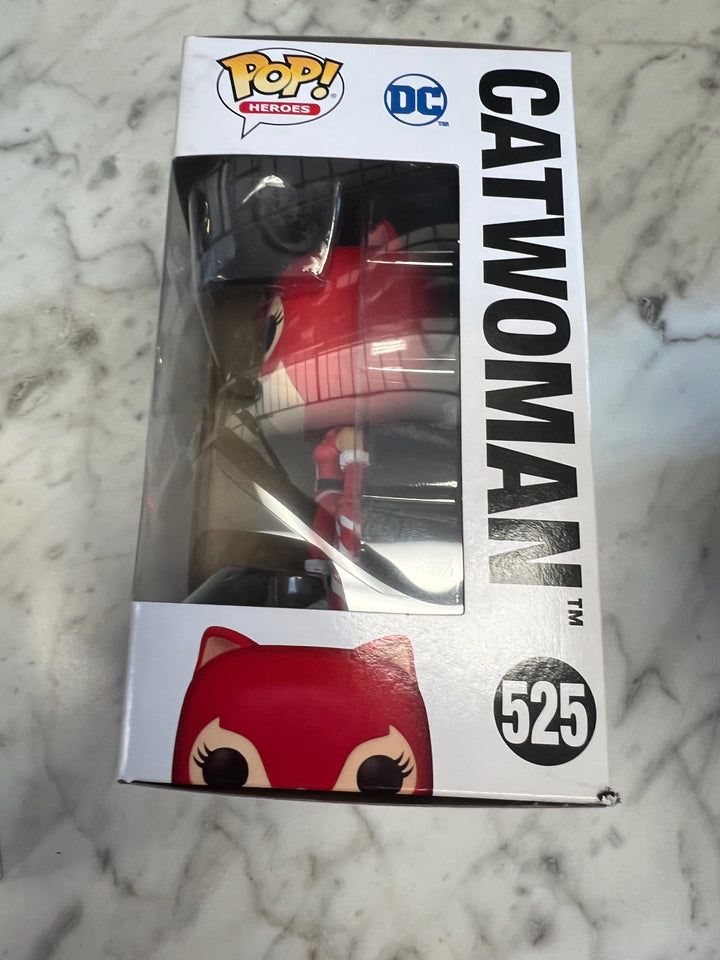 Funko Pop! Heroes Catwoman #525 Holiday DC P72325