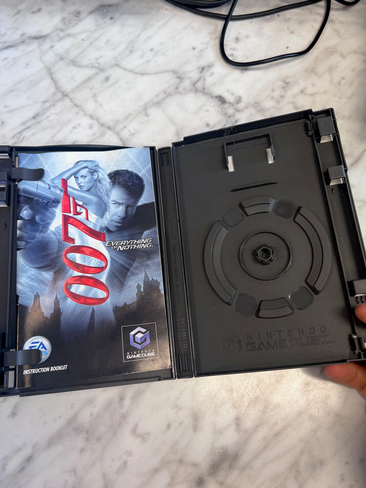 007 Everything or Nothing Nintendo Gamecube CASE ONLY  CO102425