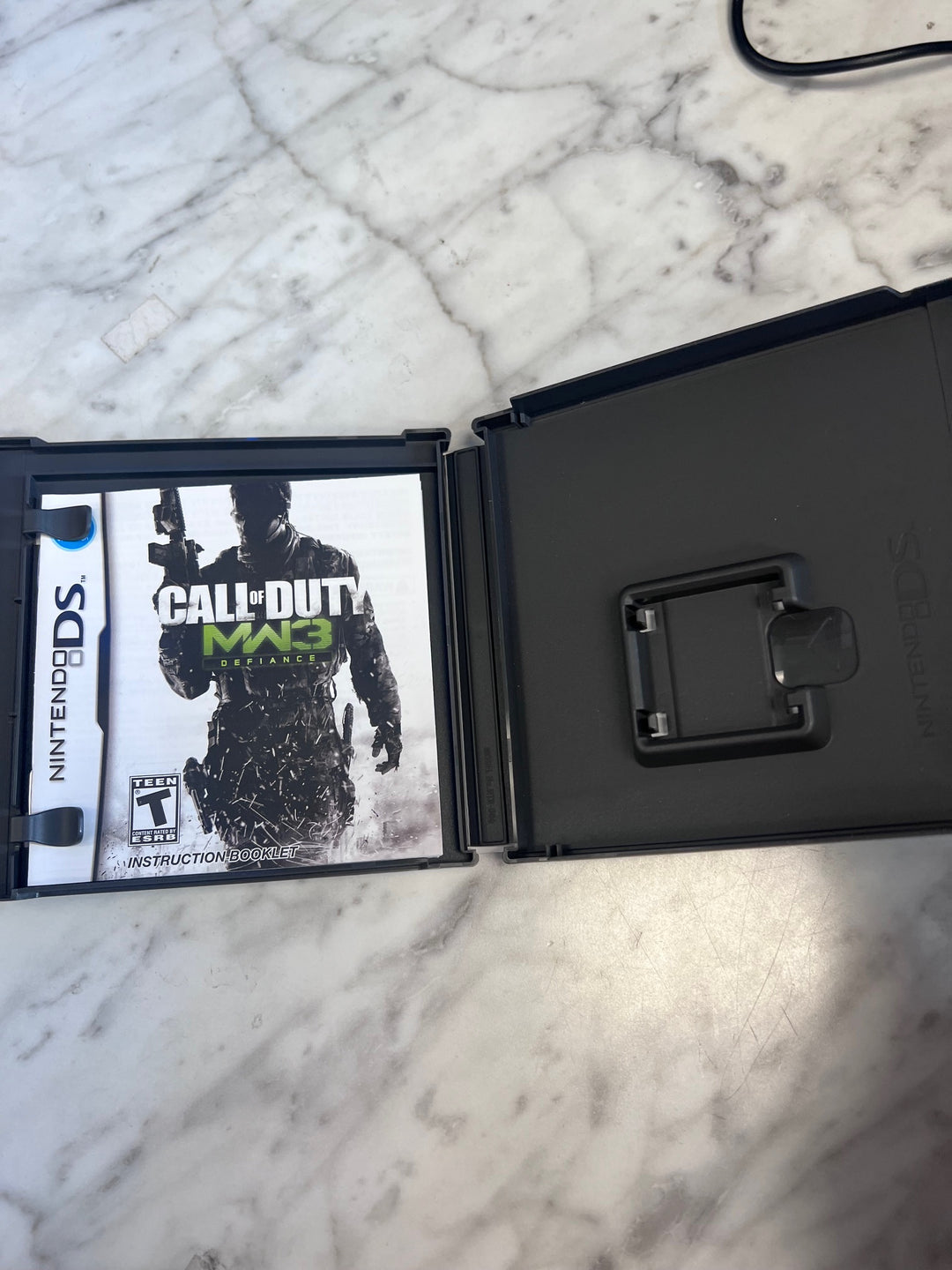Call of Duty Modern Warfare 3 Nintendo DS CASE & Manual ONLY  CO102425