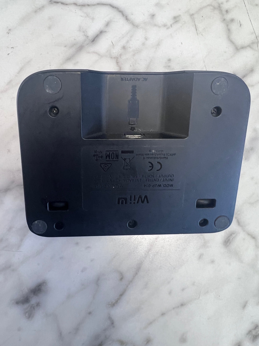 Nintendo Wii U Charging Dock/Stand WUP-014 UA102525