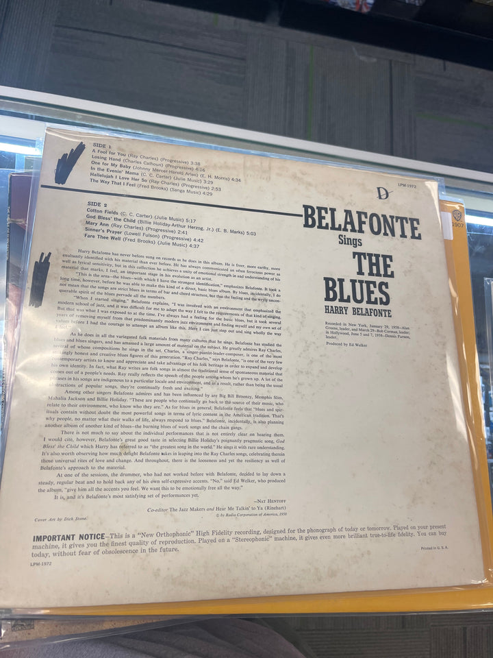 Harry Belafonte - Belafonte Sings The Blues (VG+) Condition Vinyl Record UVR82825