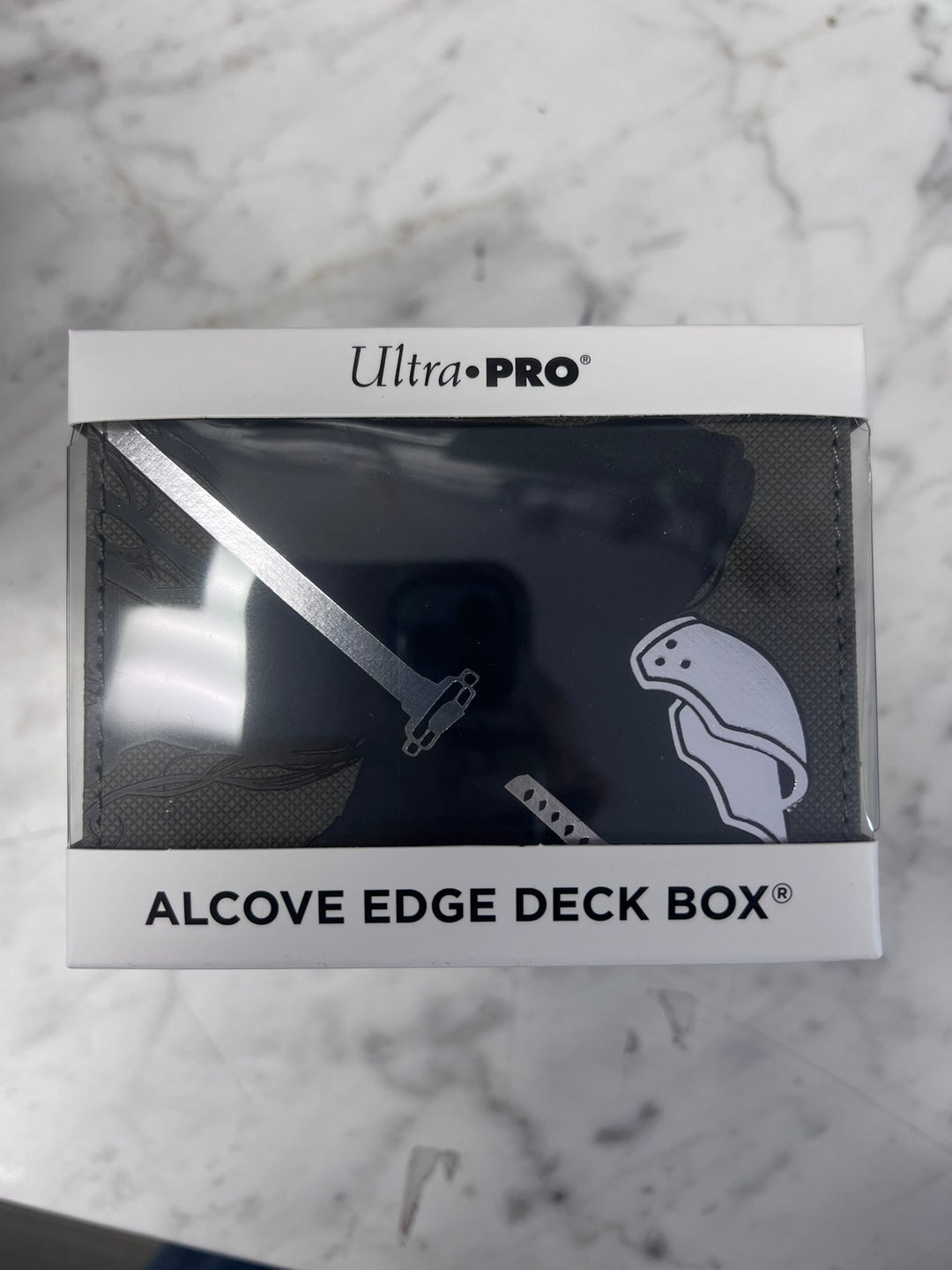 Ultra PRO MTG X Final Fantasy Alcove Edge Deck Box Sephiroth Planet’s Heir NA32326