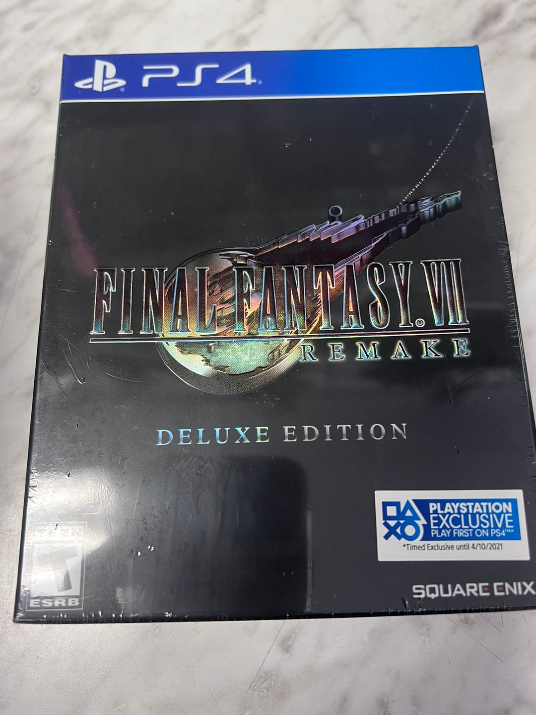 Final Fantasy VII Remake Deluxe Edition - PS4 DI32326