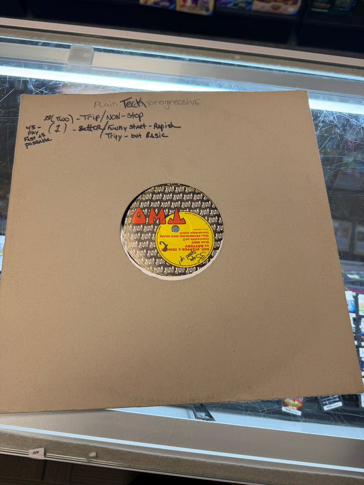 Sgt Stepper & Tomcat - Vs Battery (VG) Vinyl Record VR011726