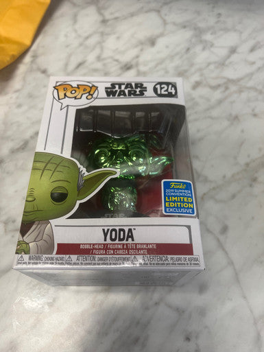 Yoda Green Chrome Funko Pop 124 Star Wars