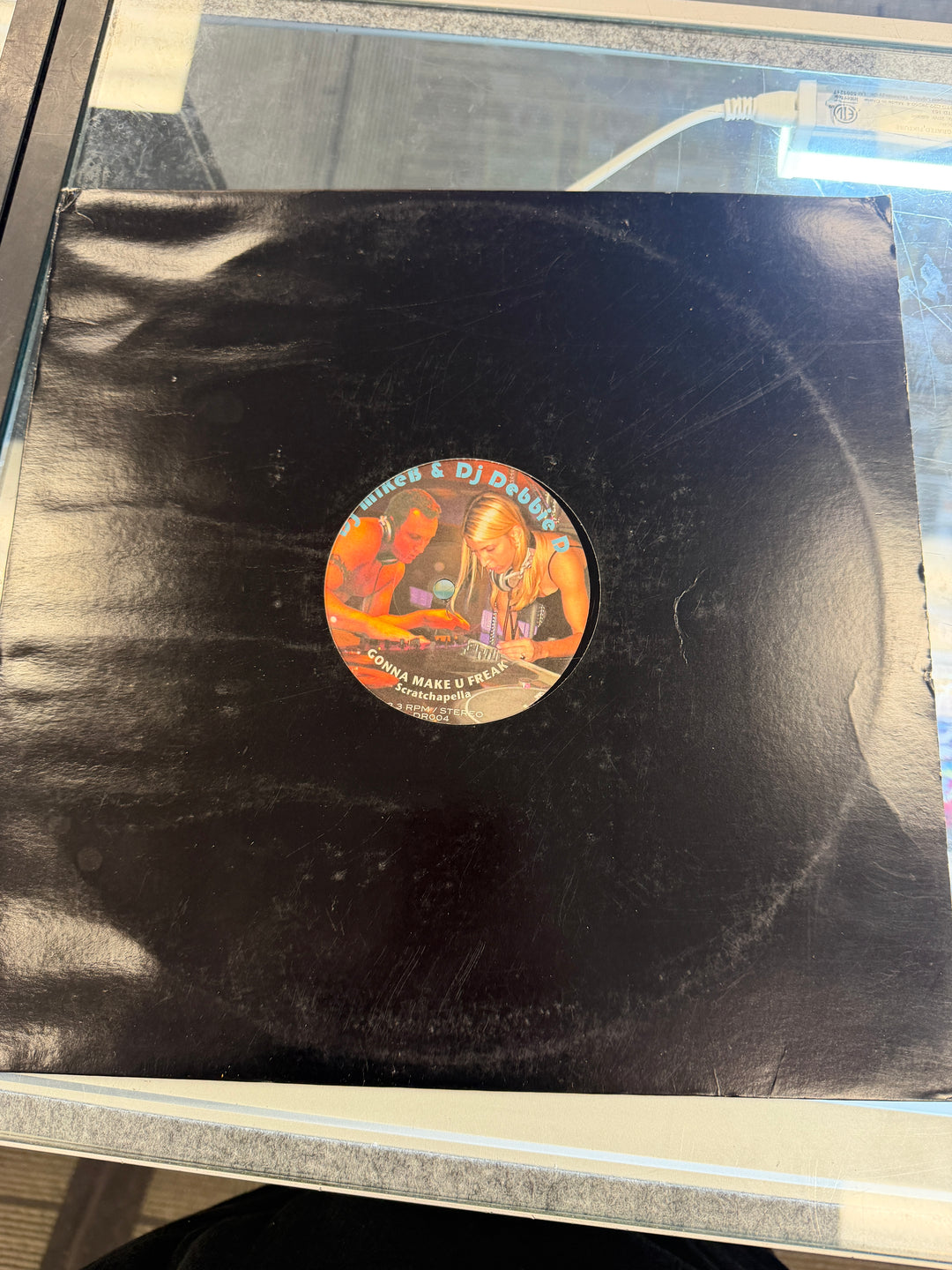Dj Mike B & Debbie D -  Gonna Make U Freak (VG) Vinyl Record VR011926