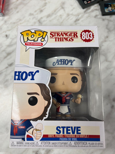 Steve Stranger Things Scoops Ahoy Funko Pop figure 803