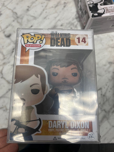 Daryl Dixon with Crossbow The Walking Dead Funko Pop figure 14