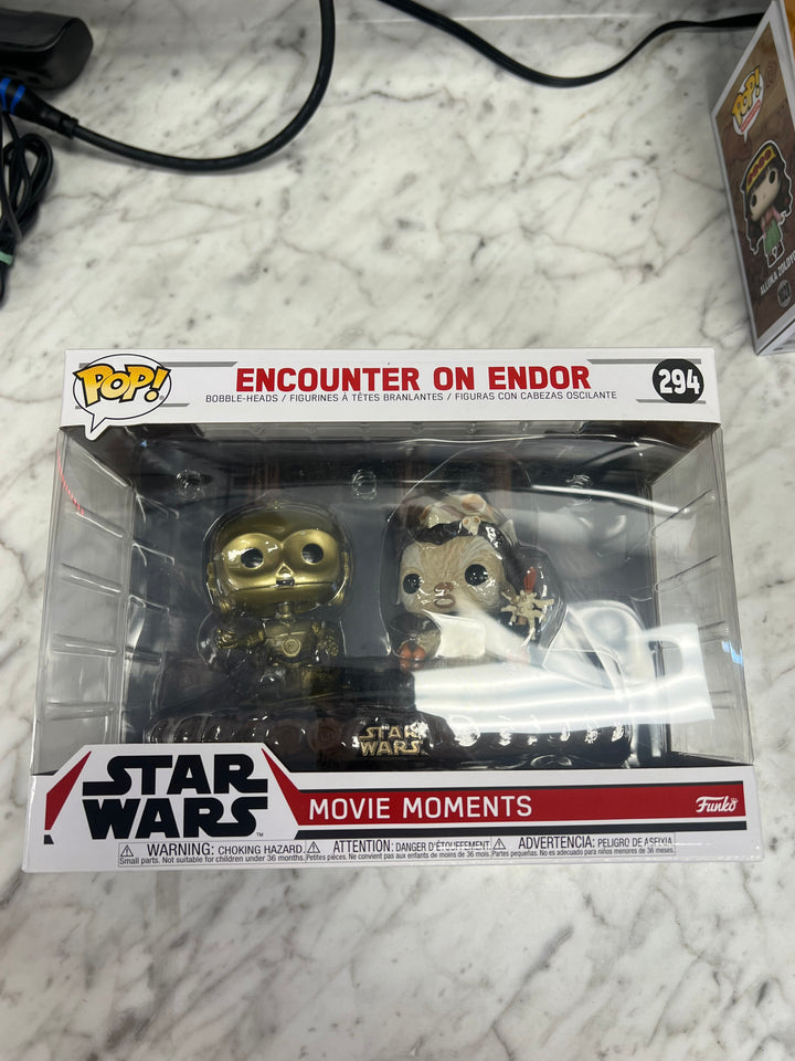 Funko Pop! Movie Moments Star Wars Ewok C-3PO Encounter On Endor 294 FP101424