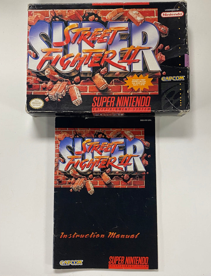 Super Street Fighter II (2) BOX AND MANUAL ONLY - SNES CO91726