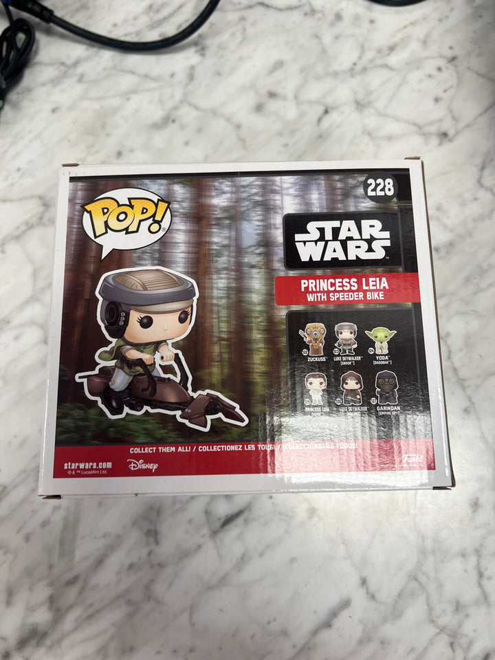 Funko Pop! Deluxe: Star Wars - Princes Leia with Speeder Bike 228 FP101424