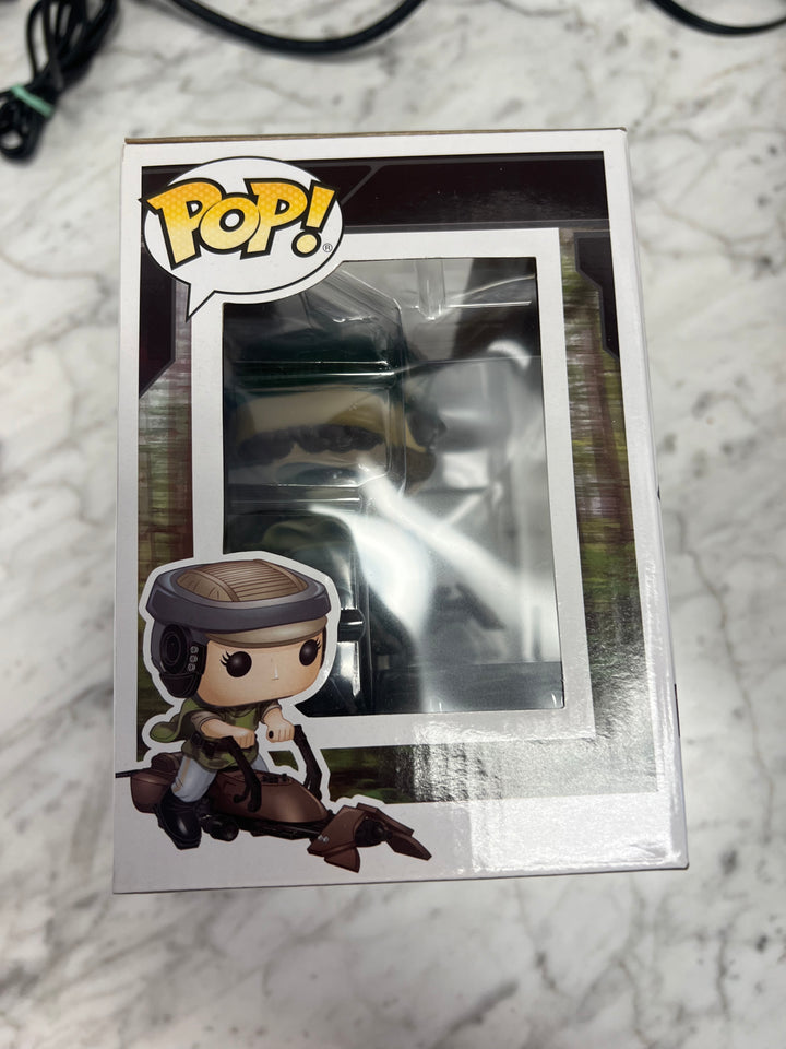 Funko Pop! Deluxe: Star Wars - Princes Leia with Speeder Bike 228 FP101424