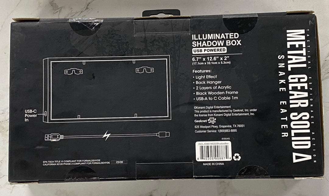 Metal Gear Solid Delta: Snake Eater Illuminated Shadow Box Geeknet NT91726