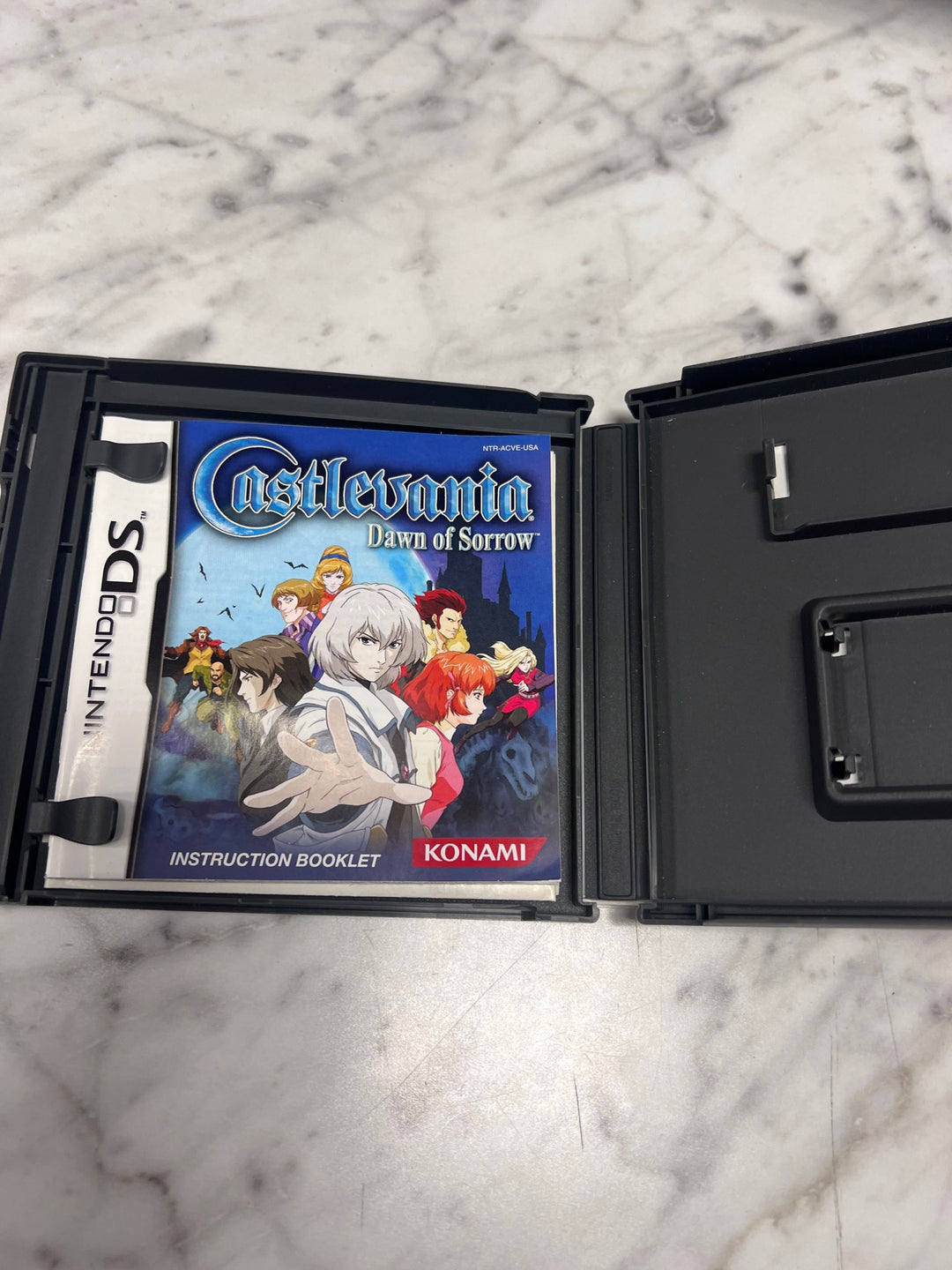 Castlevania Dawn of Sorrow Nintendo DS CASE AND MANUAL ONLY MO11425