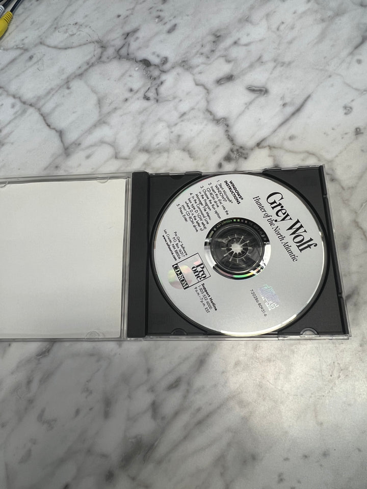 Grey Wolf Hunter of the North Atlantic Jewel Case  PC CD-ROM    PC8124