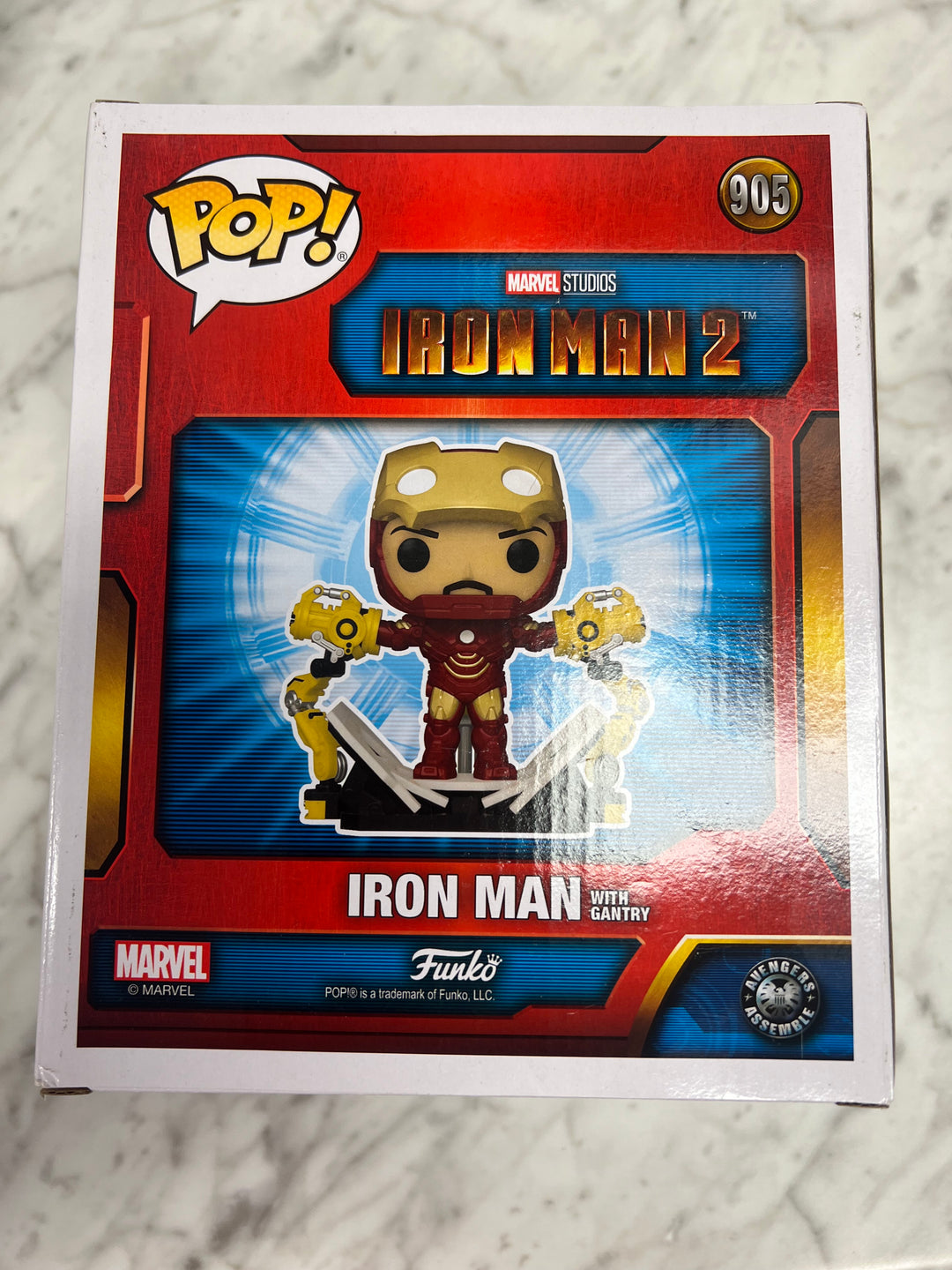 Funko Pop! Deluxe: Marvel - Iron Man with Gantry (Glows in the Dark) #905 FP101424