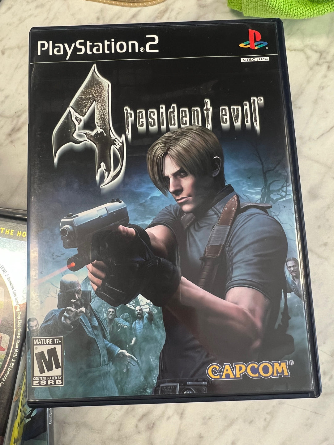 Resident Evil 4 - PS2 P8625