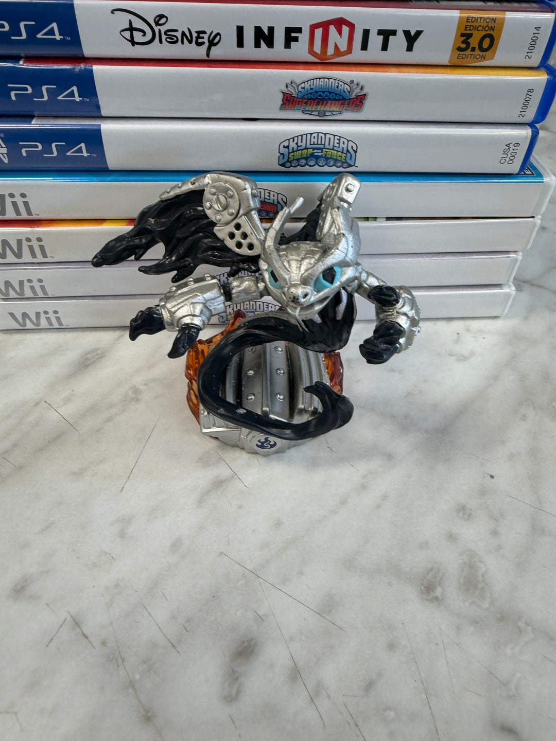 Skylanders Dark Spitfire Figure SL31426