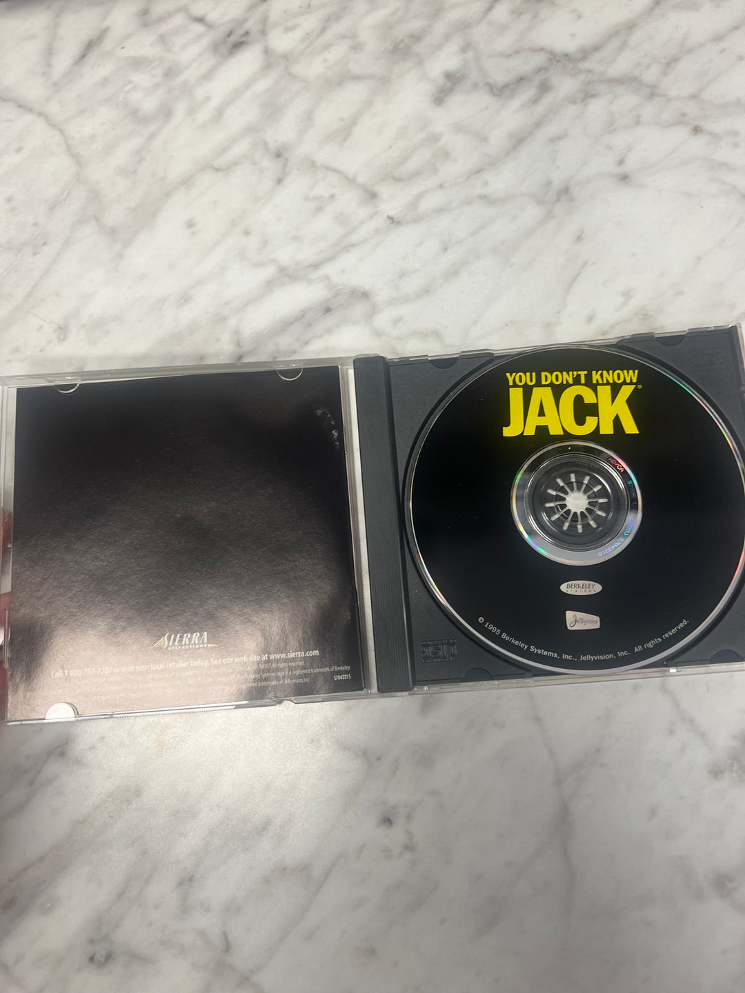 You Don't Know Jack The Original Irreverent Quiz Show Party Game Jewel Case PC CD-ROM    PC8424