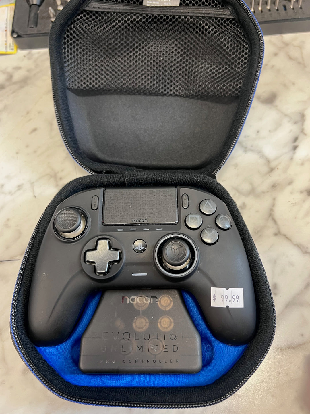 Nacon Revolution Unlimited Pro Wireless Controller PlayStation 4 - Black PS4 UA111325