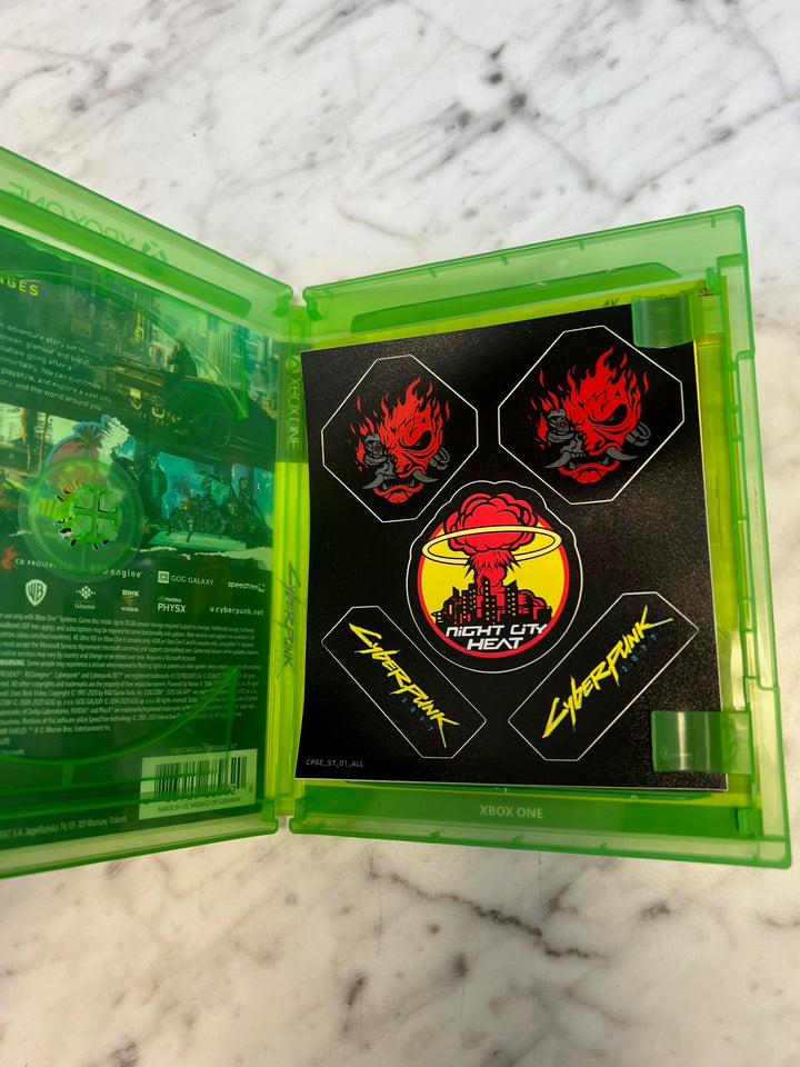 Cyberpunk 2077 Xbox One Case only CO81225