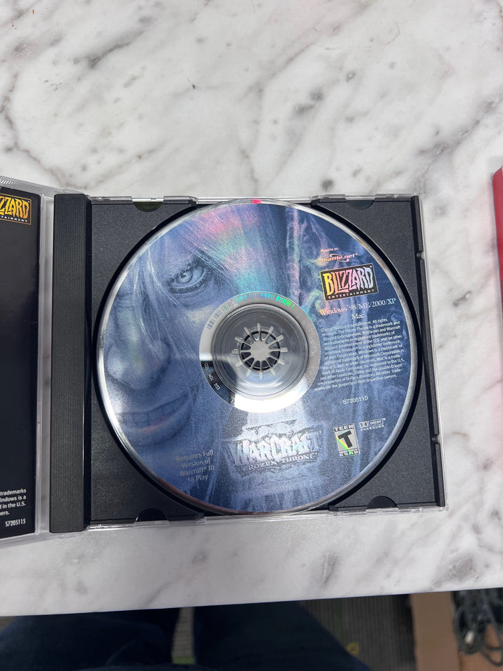 Warcraft III The Frozen Throne (Jewel Case) PC CD-ROM Used UP111325