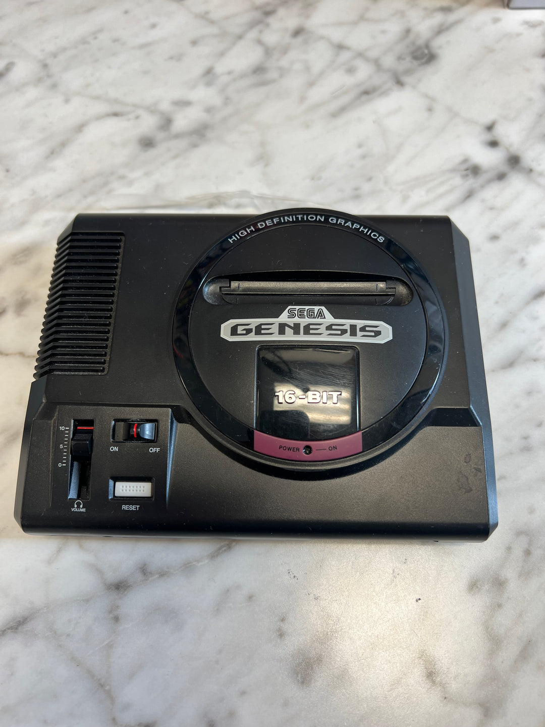 Sega Genesis Mini console no cables or controllers AC8524