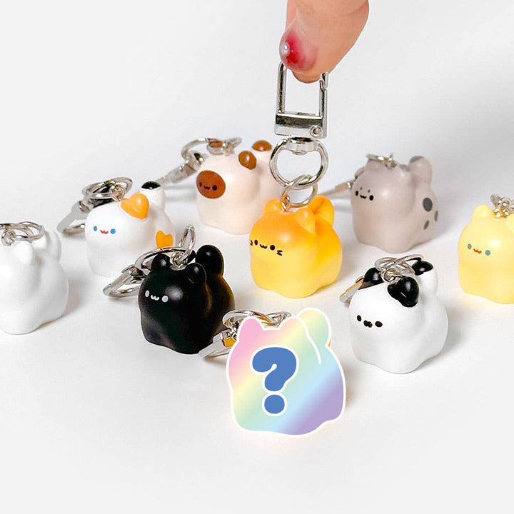 Kawaii Bread Cat Keychain – Mystery Blind Box NE33126