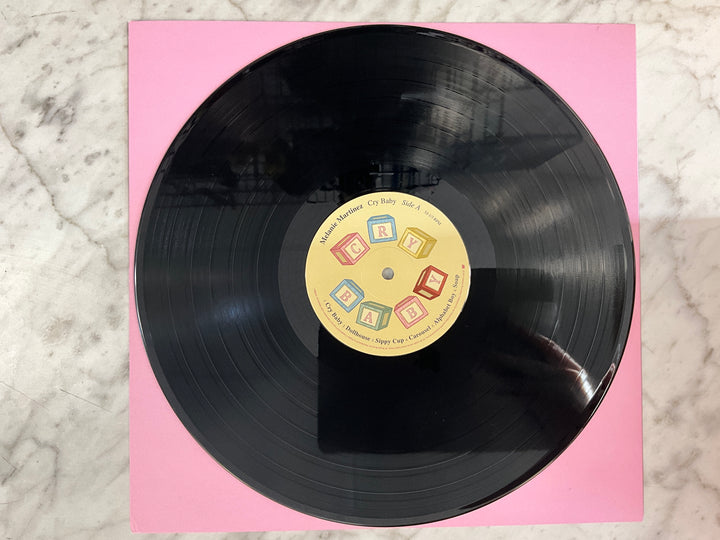 Melanie Martinez - Cry Baby (Black Vinyl) Very Good VR103026