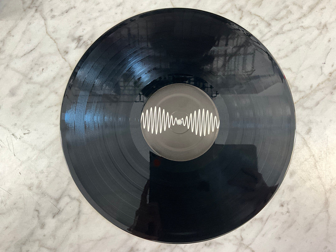 Arctic Monkeys - AM (Black Vinyl) Very Good Plus VR103026