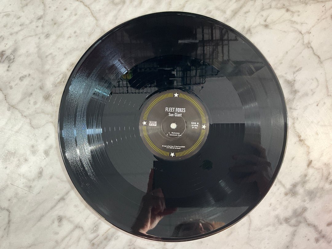 Fleet Foxes - Fleet Foxes (Black Vinyl, 2LP’s) Very Good Plus VR103026