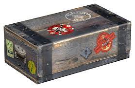 Squaroes: Arkhive 800+ Netflix- One Piece Collector's Case- Wooden Chest NA7926
