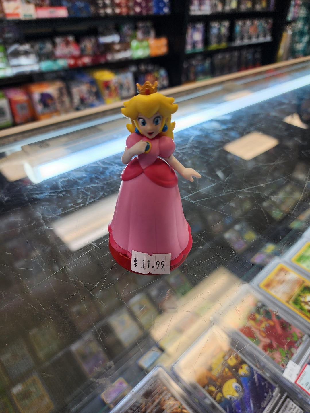 Peach (Super Mario Series) Amiibo AM4126