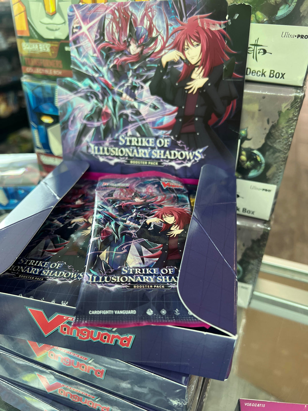 Cardfight!! Vanguard Strike of Illusionary Shadows Booster Pack or Box  NC82726