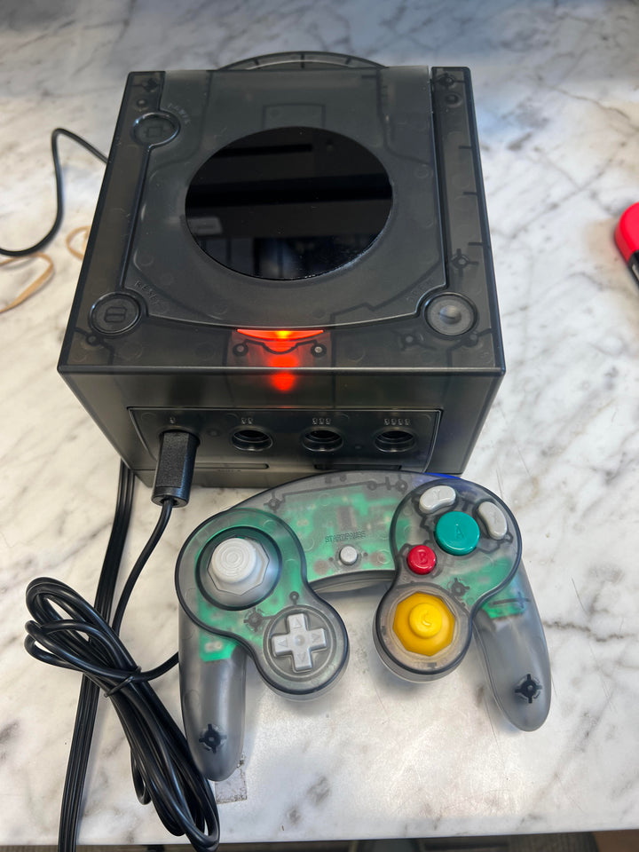 Nintendo Gamecube Console - New Shell   MC102225