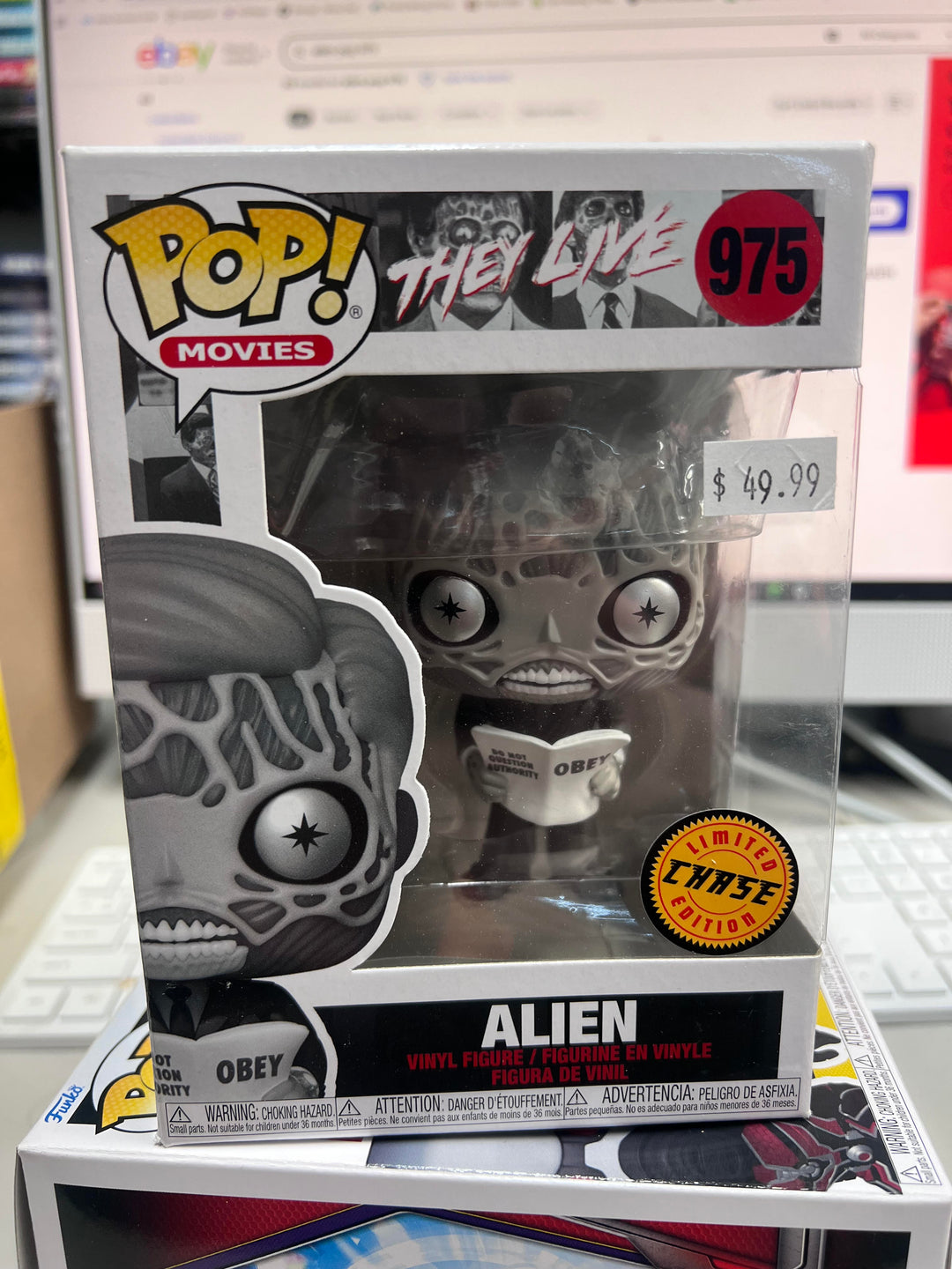 Funko Pop! Movies Alien #975 They Live (CHASE) FP31425